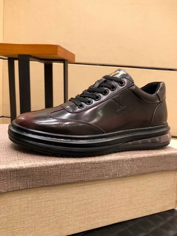 men LV shoes-122